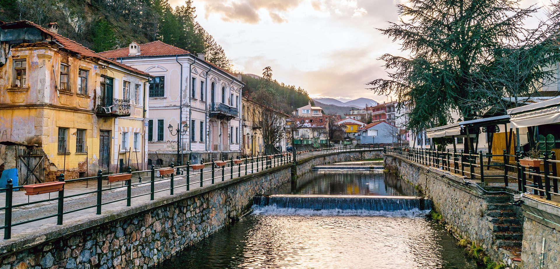 Florina - Prespa Lakes - Nymfaio - Kastoria [8days]