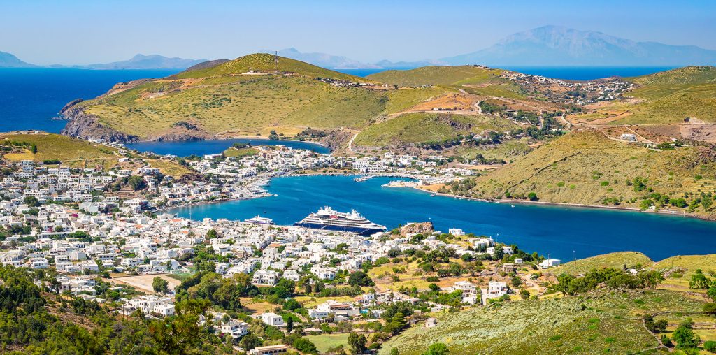 Eικόνες του Αιγαίου με το Celestyal Discovery 5 ημ. Eικόνες του Αιγαίου με το Celestyal Discovery 5 ημ.