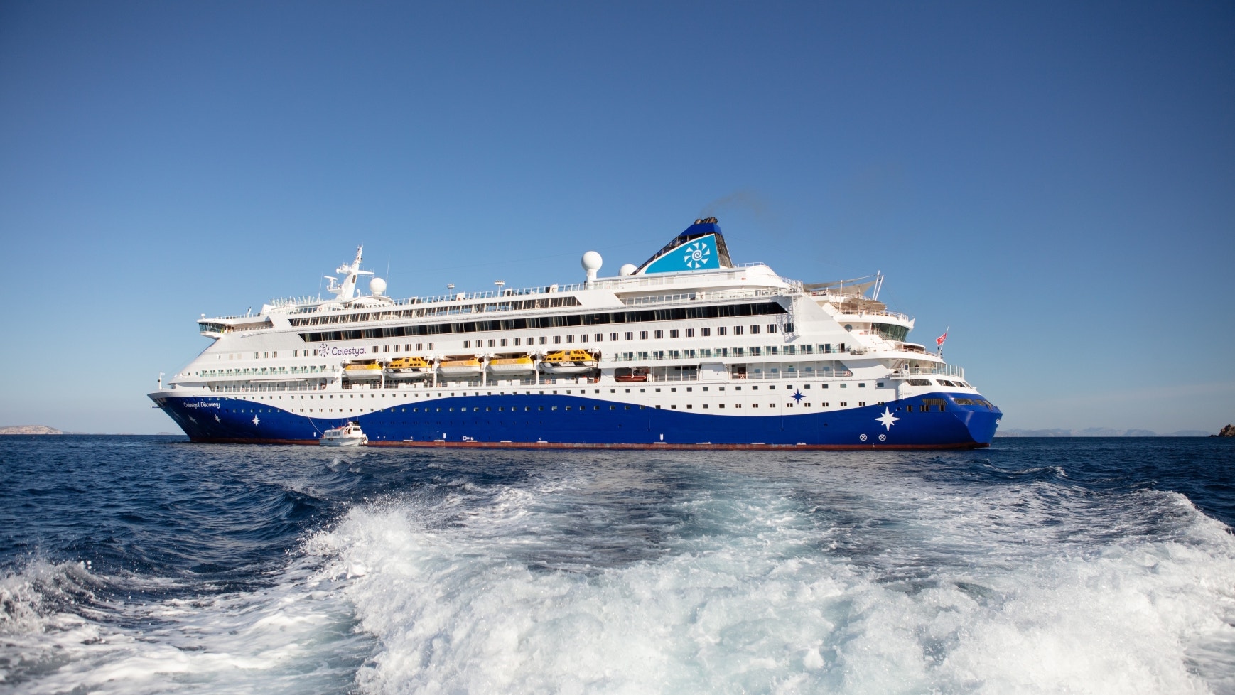 Eικόνες του Αιγαίου με το Celestyal Discovery [5 ημ.]