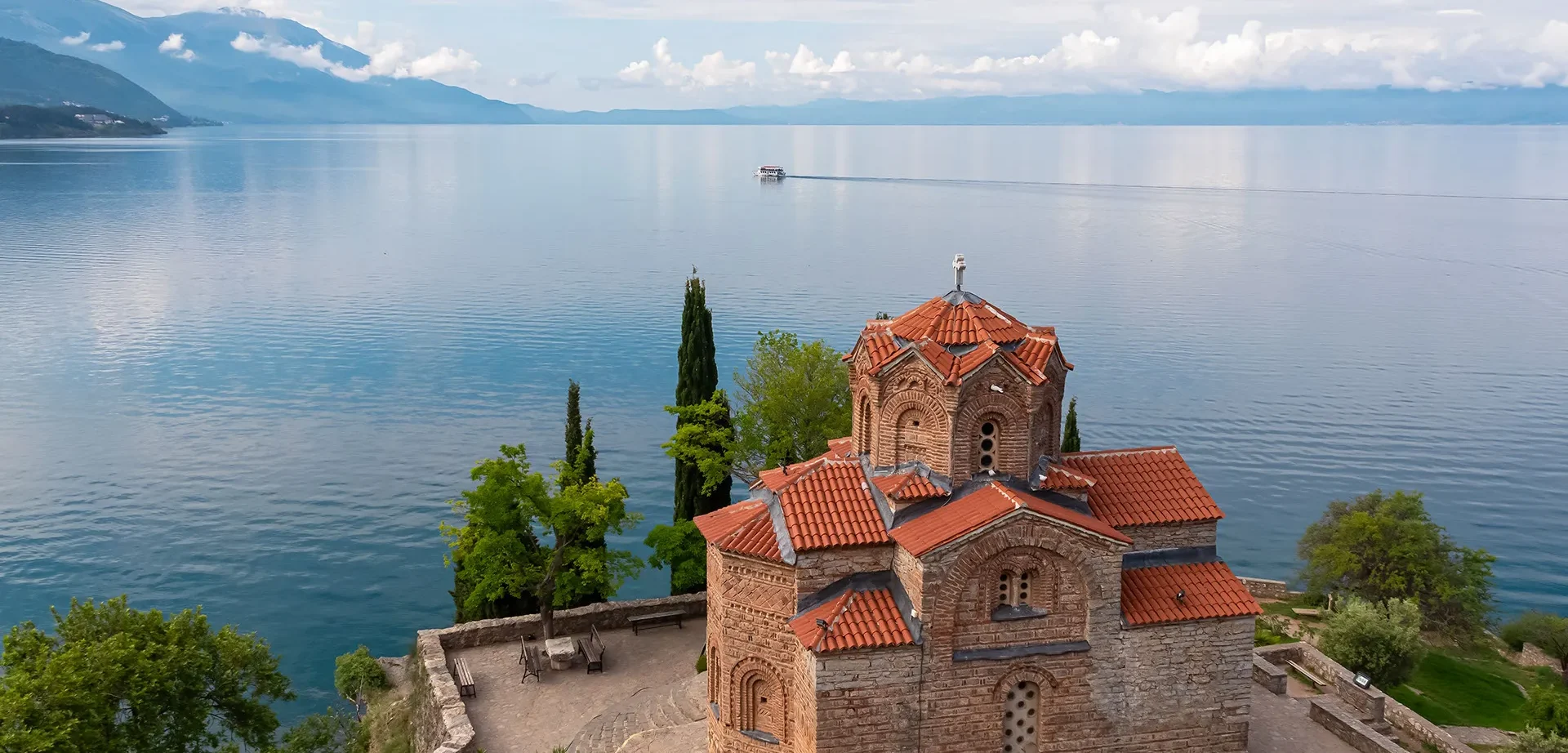 Βυζαντινή Αύρα & Γαλαζοπράσινα Νερά: Οχρίδα - Όσιος Ναούμ - Μοναστήρι, 4 ημ.