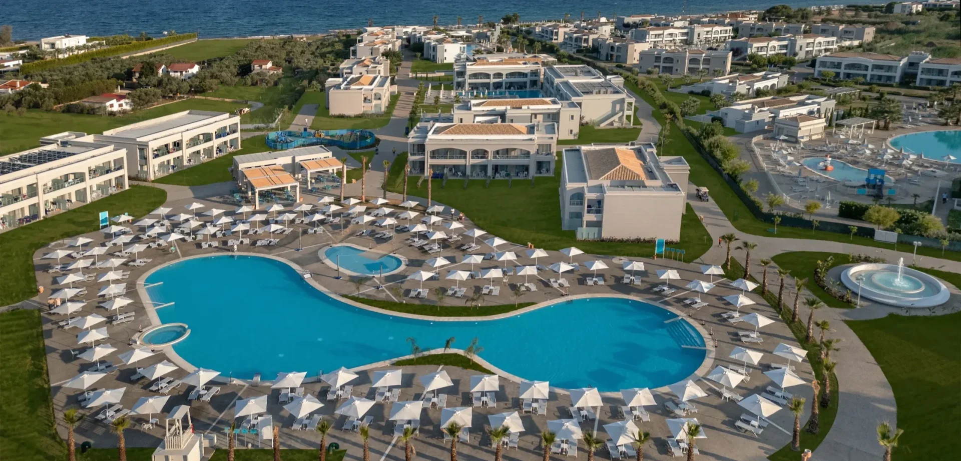 5* Blue Lagoon Queen - Καλύβες Πολυγύρου, Χαλκιδική 5* Blue Lagoon Queen - Καλύβες Πολυγύρου, Χαλκιδική