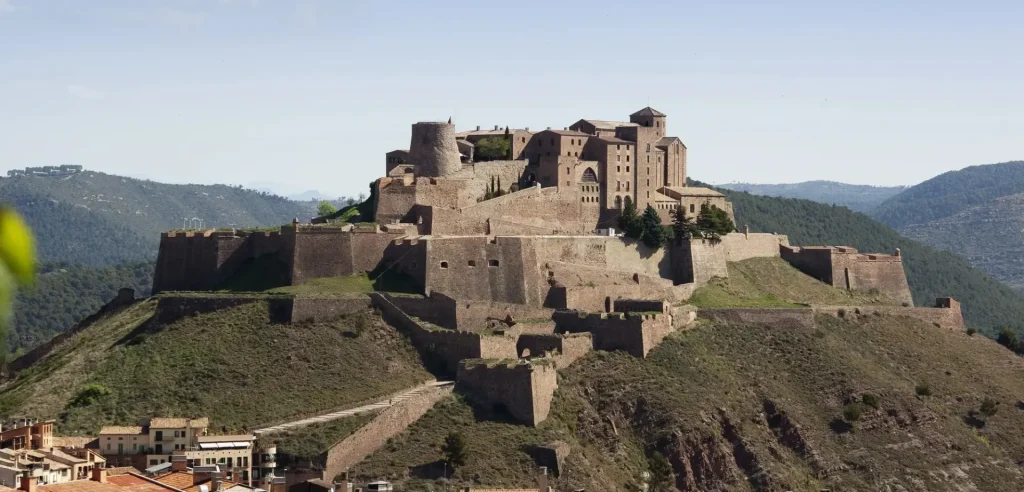 Parador de Cardona | Ισπανία (Καταλονία) Parador de Cardona | Ισπανία (Καταλονία)